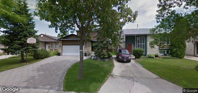 Larawan ng 152 Skowron Crescent sa Winnipeg, Manitoba
