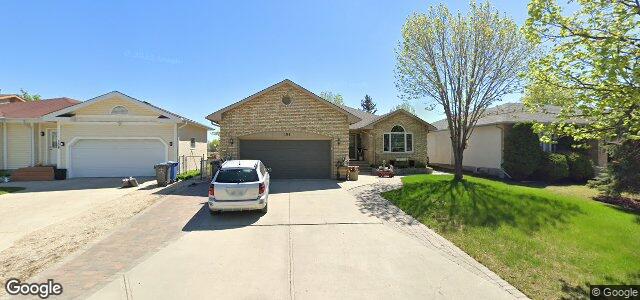 Larawan ng 154 Rutledge Crescent sa Winnipeg, Manitoba