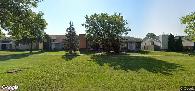 Photo of 1622 Concordia Avenue E in Winnipeg, Manitoba