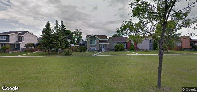 Larawan ng 1634 Concordia Avenue E sa Winnipeg, Manitoba