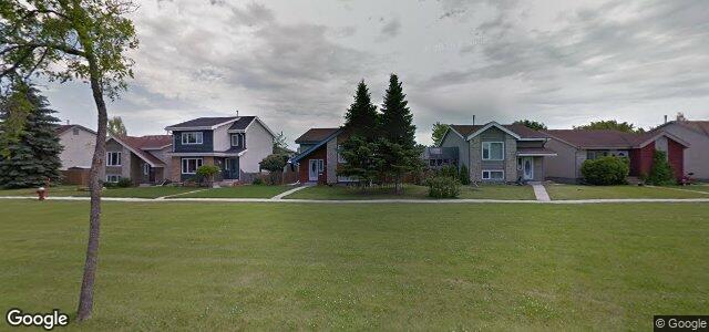 Larawan ng 1638 Concordia Avenue E sa Winnipeg, Manitoba