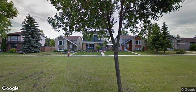 Larawan ng 1642 Concordia Avenue E sa Winnipeg, Manitoba