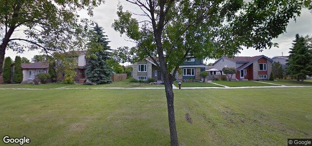 Photo of 1646 Concordia Avenue E in Winnipeg, Manitoba