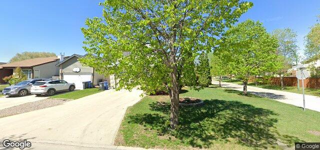 Larawan ng 165 Rutledge Crescent sa Winnipeg, Manitoba