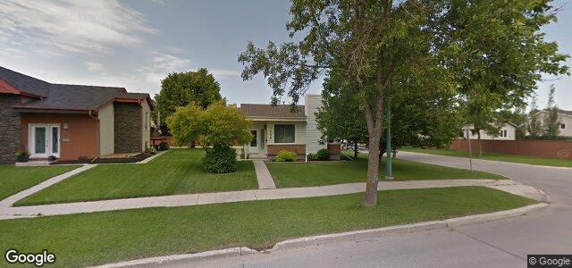 Larawan ng 1659 Concordia Avenue E sa Winnipeg, Manitoba