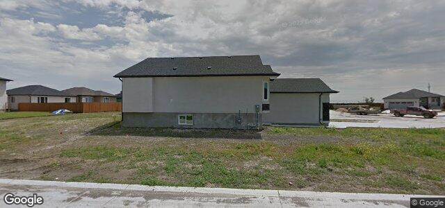 Larawan ng 2 Clara Demarchi Place sa Winnipeg, Manitoba