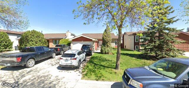 Larawan ng 207 Rutledge Crescent sa Winnipeg, Manitoba