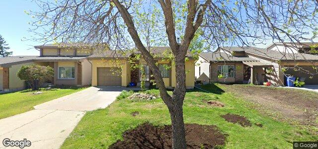 Larawan ng 210 Rutledge Crescent sa Winnipeg, Manitoba