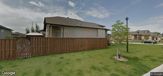 Larawan ng 214 Perfanick Drive sa Winnipeg, Manitoba
