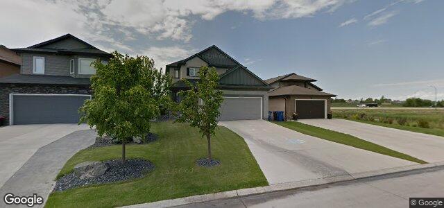 Larawan ng 240 Reg Wyatt Way sa Winnipeg, Manitoba