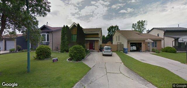 Larawan ng 30 Filbert Crescent sa Winnipeg, Manitoba