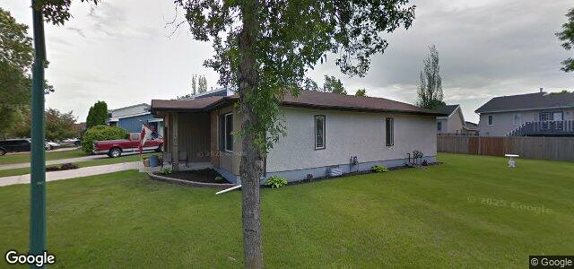 Larawan ng 30 Radley Bay sa Winnipeg, Manitoba