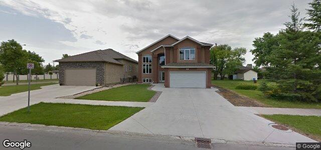 Larawan ng 302 Jacques Avenue sa Winnipeg, Manitoba