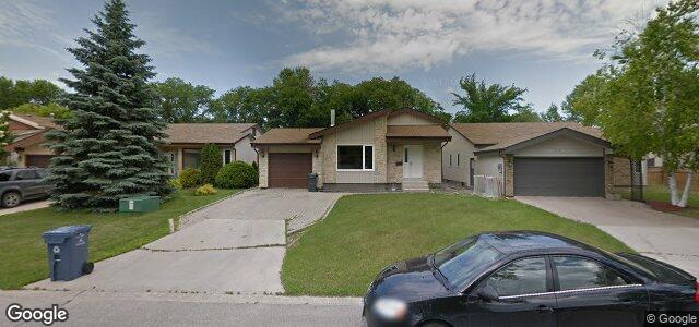 Larawan ng 311 Rutledge Crescent sa Winnipeg, Manitoba