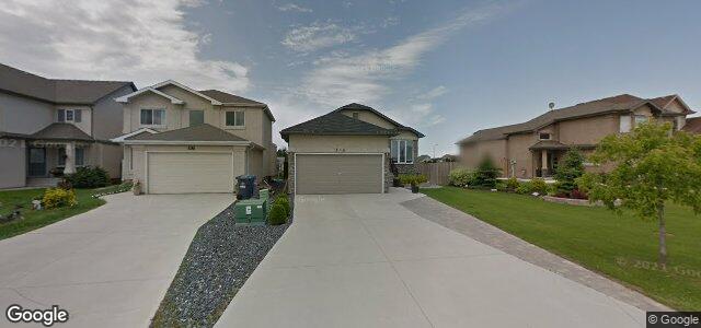 Larawan ng 316 Reg Wyatt Way sa Winnipeg, Manitoba