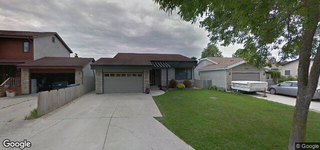 Larawan ng 318 Rutledge Crescent sa Winnipeg, Manitoba