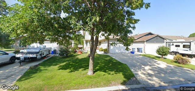 Larawan ng 44 Skowron Crescent sa Winnipeg, Manitoba