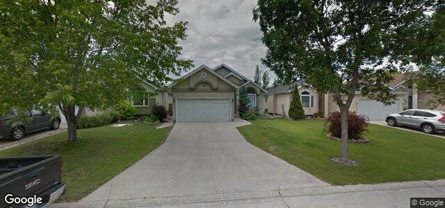 Larawan ng 48 Outhwaite Street sa Winnipeg, Manitoba