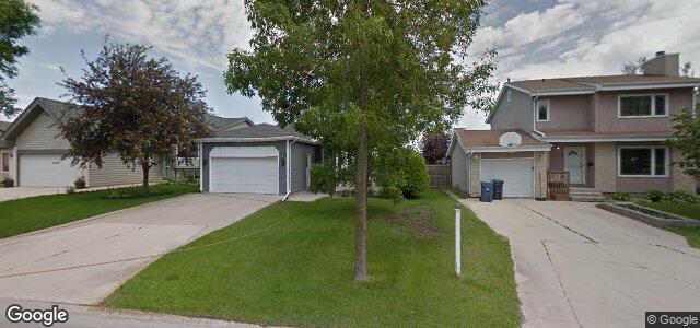 Larawan ng 49 Filbert Crescent sa Winnipeg, Manitoba