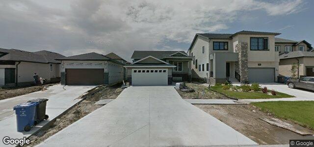 Larawan ng 52 Dennis Lindsay Road sa Winnipeg, Manitoba