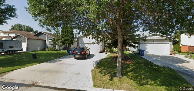 Larawan ng 52 Skowron Crescent sa Winnipeg, Manitoba