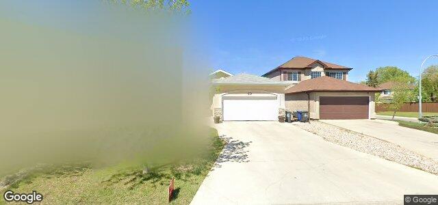 Larawan ng 56 Rutledge Crescent sa Winnipeg, Manitoba