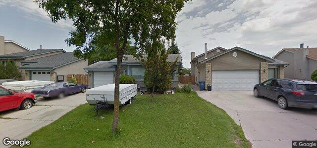 Larawan ng 61 Filbert Crescent sa Winnipeg, Manitoba