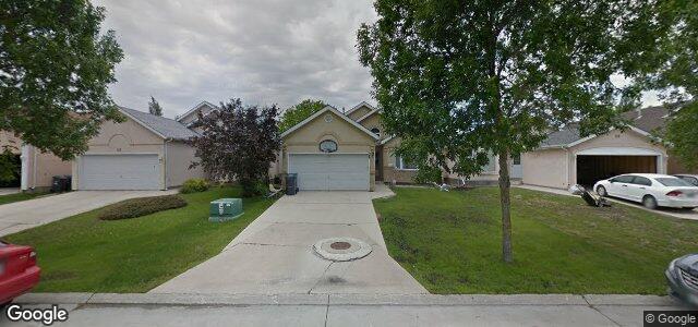 Larawan ng 64 Outhwaite Street sa Winnipeg, Manitoba