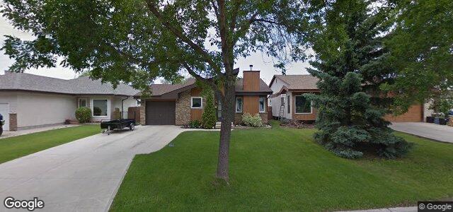 Larawan ng 76 Williamson Crescent sa Winnipeg, Manitoba