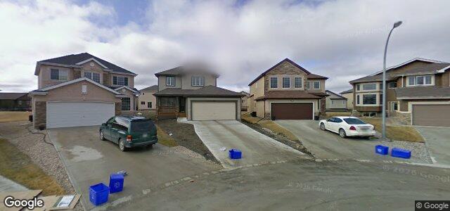 Larawan ng 94 Rutledge Crescent sa Winnipeg, Manitoba