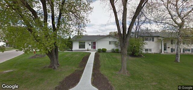 Larawan ng 18 Fieldstone Bay sa Winnipeg, Manitoba