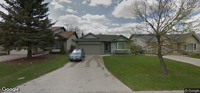 Larawan ng 19 Hamilton Meadows Drive sa Winnipeg, Manitoba