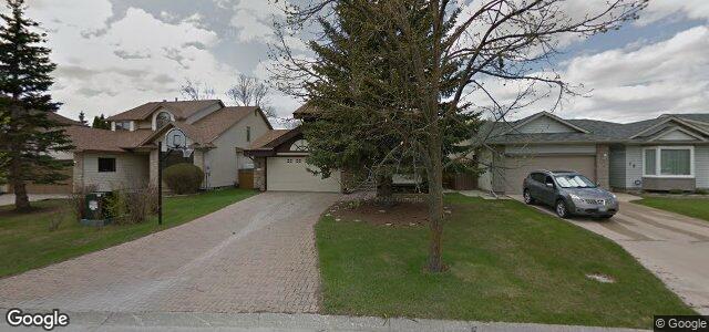 Larawan ng 23 Hamilton Meadows Drive sa Winnipeg, Manitoba