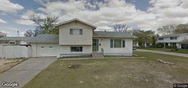 Larawan ng 260 Carriage Road sa Winnipeg, Manitoba