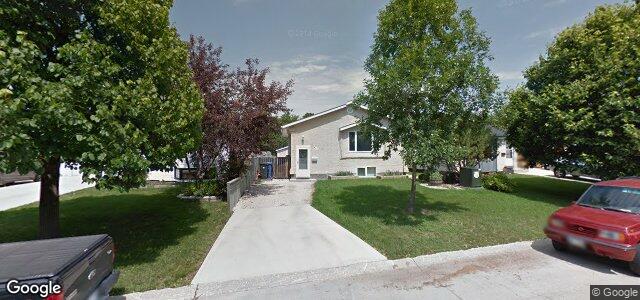 Larawan ng 30 Hollyburn Road sa Winnipeg, Manitoba