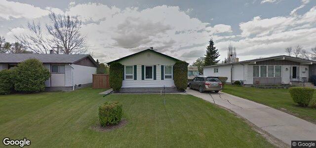 Photo of 307 Carriage Road in Winnipeg, Manitoba