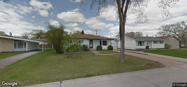 Larawan ng 33 Carriage Bay sa Winnipeg, Manitoba