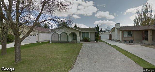 Photo of 39 Goodridge Crescent in Winnipeg, Manitoba