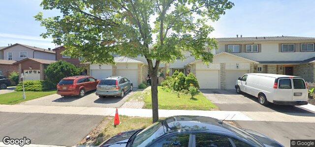 Larawan ng 50 Granada Crescent sa Winnipeg, Manitoba