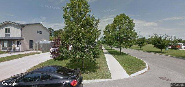 Larawan ng 54 Hollyburn Road sa Winnipeg, Manitoba