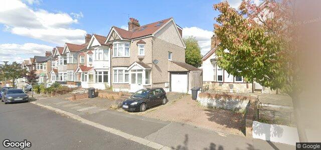 Larawan ng 63 Hamilton Avenue sa Winnipeg, Manitoba