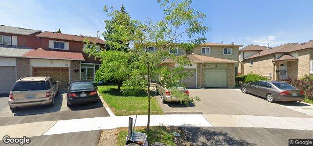 Larawan ng 70 Granada Crescent sa Winnipeg, Manitoba