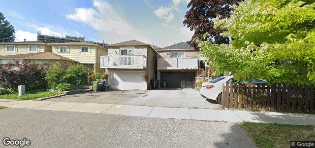 Larawan ng 74 Granada Crescent sa Winnipeg, Manitoba