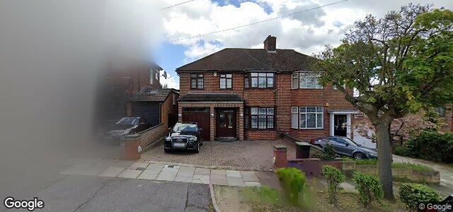 Larawan ng 74 Lonsdale Drive sa Winnipeg, Manitoba