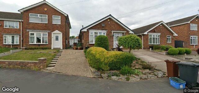 Larawan ng 77 Valley View Drive sa Winnipeg, Manitoba