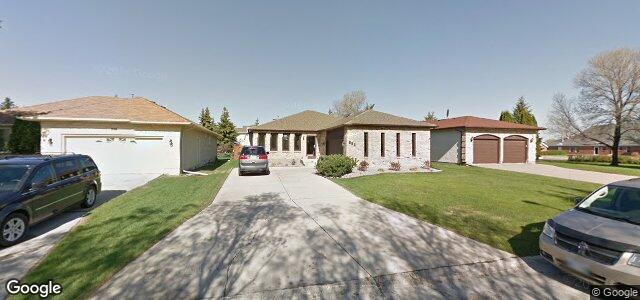 Larawan ng 802 Sturgeon Road sa Winnipeg, Manitoba