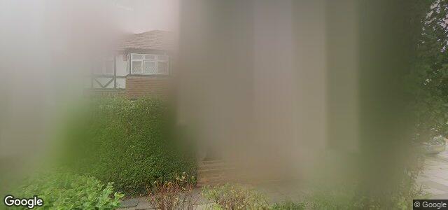 Larawan ng 98 Lonsdale Drive sa Winnipeg, Manitoba