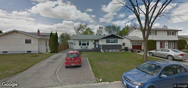 Larawan ng 98 Uplands Crescent sa Winnipeg, Manitoba