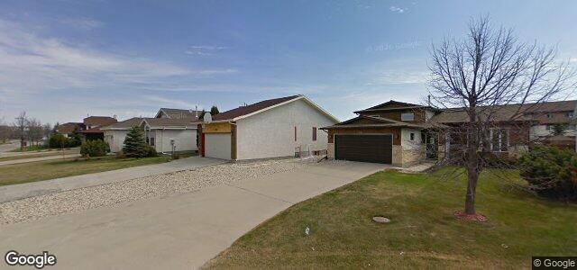 Larawan ng 99 Hamilton Meadows Drive sa Winnipeg, Manitoba