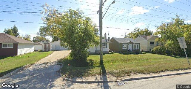 Larawan ng 1042 Dugald Road sa Winnipeg, Manitoba